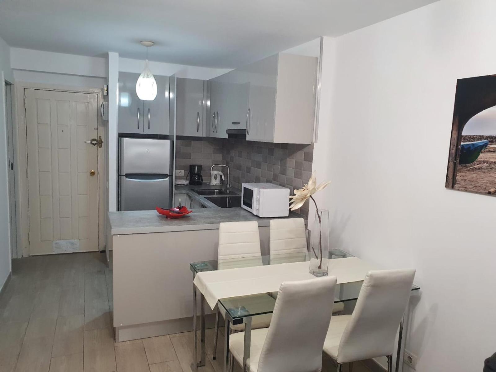 Apartamento Torres Del Sol Arona  Exterior photo
